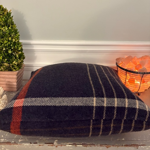 West Elm + Faribault Woolen Mill Collaboration Pillow Cushion Wool Navy Plaids - Picture 3 of 4